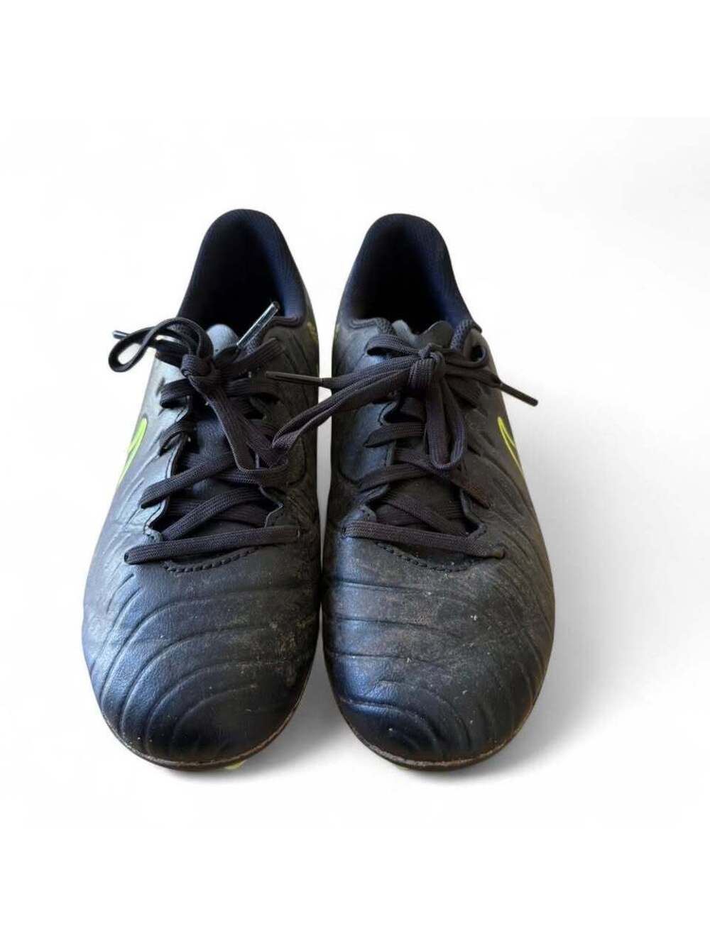 Nike Tiempo Legend 10 Academy Soccer Cleats Size 4.5Y